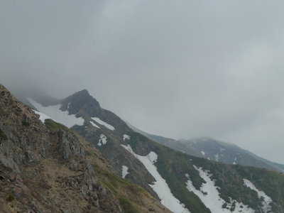 剣ヶ岩付近からの黒坊稜