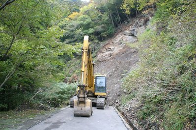 御池林道崩落現場