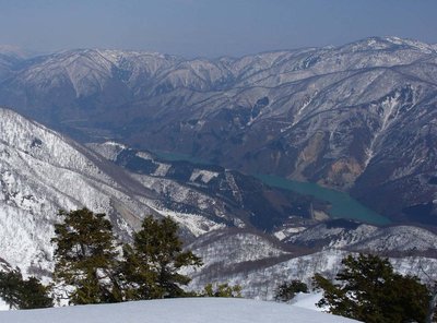 天生山塊　～くるみ谷上部より～