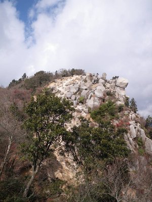 ９１０峰南面