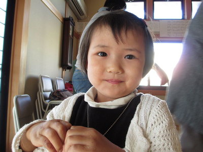 二年ぶりに会った舞いちゃん、この子らに原発いらないね