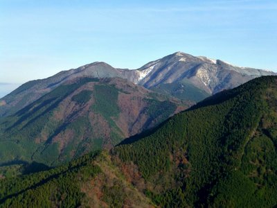 P1000965.JPG (163.22 KiB) 閲覧された回数 3734 回 ちょっと白い綿向山