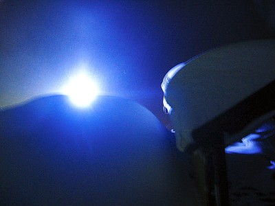 豪雪だ.JPG (125.12 KiB) 閲覧された回数 2592 回 ●~♪ 降っても降ってもまだ降り止まず、緑チャン喜びゲレンデ遊び なんてね ~♪