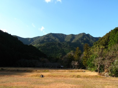新桑竈より姫越山