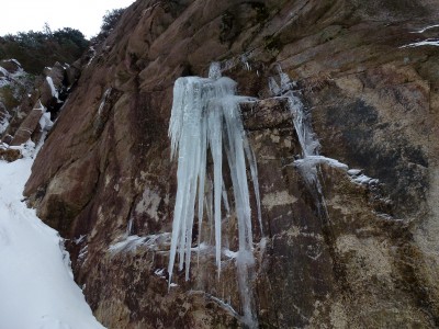 フランケの氷柱（まだ小さい）
