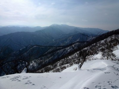 P1090530.JPG (162.47 KiB) 閲覧された回数 4214 回 こちらは金糞岳です