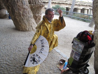 IMG_4248-s.JPG (146.04 KiB) 閲覧された回数 5499 回 背中にSAMURAIと書いたヘンなおっさん参上