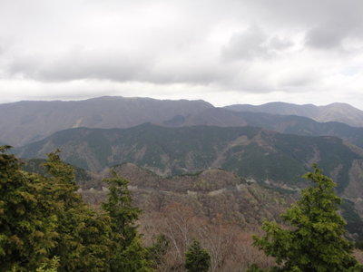 DSC01847.JPG (138.02 KiB) 閲覧された回数 9235 回 天狗岩から見た御池岳