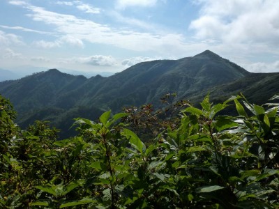 P1080417.JPG (220.01 KiB) 閲覧された回数 8279 回 前山付近からイソクラ(磯倉)を望む