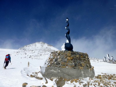 P1000571.JPG (162.89 KiB) 閲覧された回数 6466 回 八丁ダルミを行く