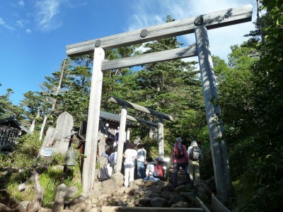 無雪期の大江権現