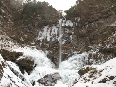 氷の屏風　風折滝