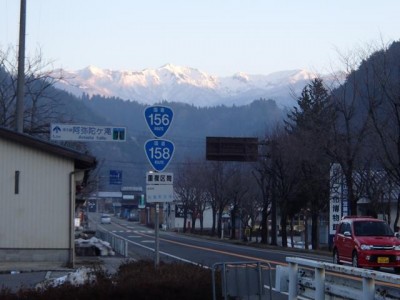 P3170844_640.jpg (38.85 KiB) 閲覧された回数 3353 回 朝日を浴びた大日