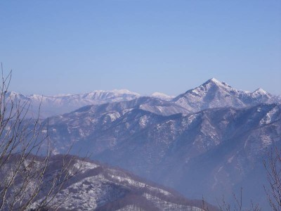 蕎麦粒山と白山