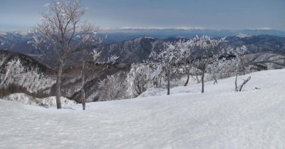 kuri2 2.JPG (67.2 KiB) 閲覧された回数 10855 回 1614峰からの北ア展望