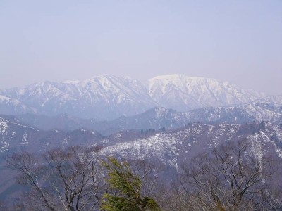 IMGP6529.JPG (45.41 KiB) 閲覧された回数 8579 回 能郷白山
