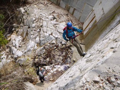 P1020832.jpg (175.25 KiB) 閲覧された回数 3567 回 わりばしさん懸垂に挑む