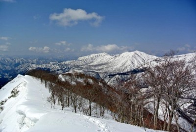 tmp_imgresize.jpg (302.71 KiB) 閲覧された回数 8067 回 野伏ヶ岳と小白山