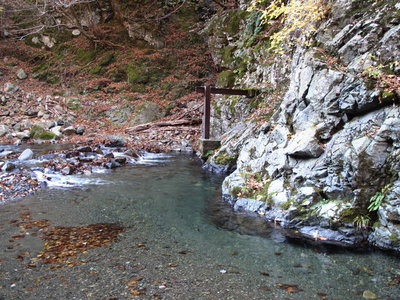 IMG_3169.jpg (198.58 KiB) 閲覧された回数 11917 回 佐目子谷の木馬跡のアングル