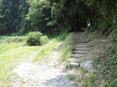 基山 原田登山口.JPG (263.6 KiB) 閲覧された回数 3537 回 原田登山口