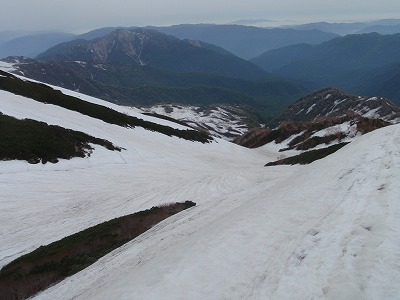大カンクラ雪渓。来年はここを…