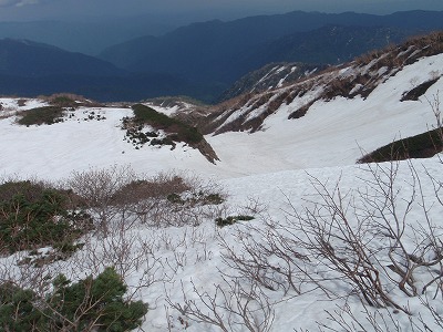 東面台地を見下ろす