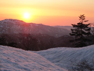 IMG_2202.JPG (746.64 KiB) 閲覧された回数 6455 回 加越国境に沈む夕日