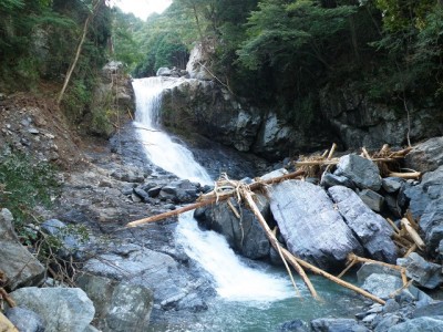 2011、9月の不動滝。