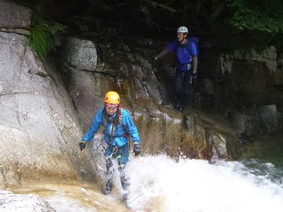 P1030815.jpg (69.19 KiB) 閲覧された回数 3540 回 流れを横切るのが怖いなおちゃん