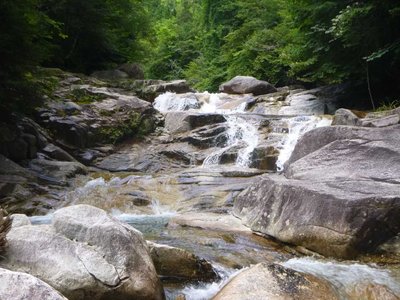 赤坂谷を想わせる美しいナメ