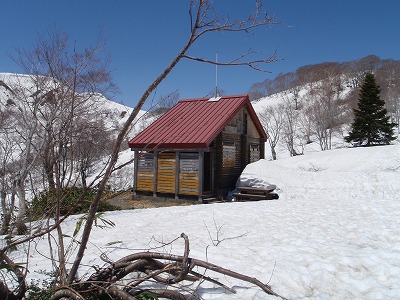 神鳩ノ宮避難小屋