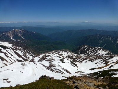 P1000693.JPG (189.83 KiB) 閲覧された回数 11734 回 東面台地(P2188)付近の様子