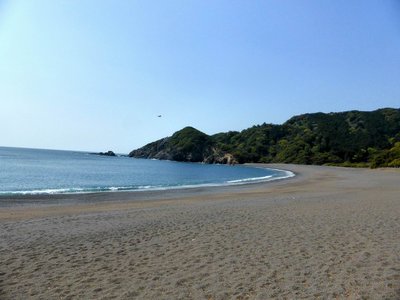 P1050302.JPG (191.62 KiB) 閲覧された回数 3784 回 芦浜海岸に到着した