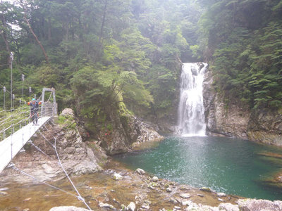 P1070450.jpg (109.06 KiB) 閲覧された回数 11770 回 堂倉滝