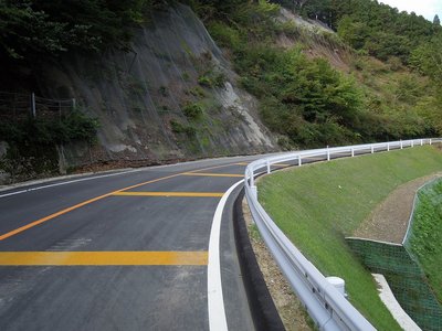 修復済み.jpg (322.35 KiB) 閲覧された回数 8388 回 修復された道路