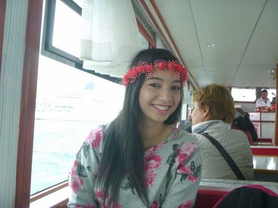 s-08イスタンブールで会ったリビア人少女.jpg (57.19 KiB) 閲覧された回数 11133 回 イスタンブールで出会ったリビア人の少女