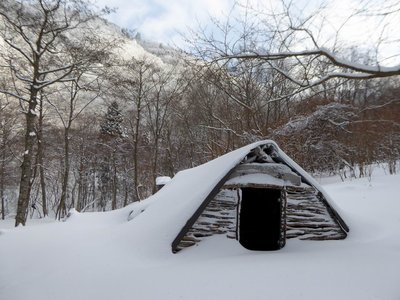 蓮如上人旧跡の小屋