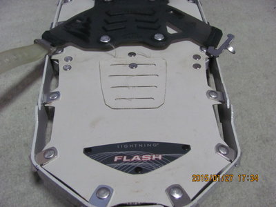 ライトニングフラッシュ表面