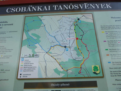 P1090380.jpg (85.23 KiB) 閲覧された回数 5935 回 ハイキングコースの看板