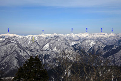 IMG_4451.JPG (296.86 KiB) 閲覧された回数 12794 回 金草岳、冠山、若丸山、部子山、銀杏峰、杉谷山スカイライン
