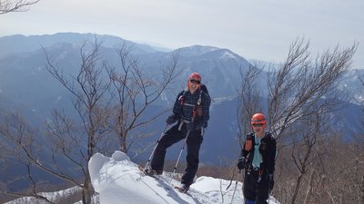 P2070070.jpg (122.39 KiB) 閲覧された回数 12615 回 グー山の勇姿-バックは鍋倉山ですね