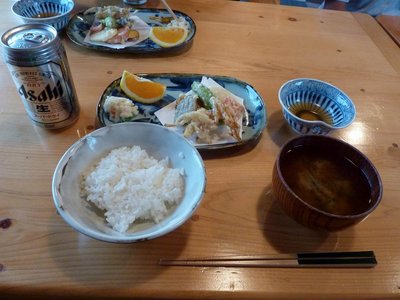 光小屋の夕食－天ぷらでした