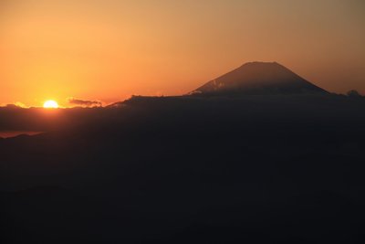 富士山の夕景（塔の岳から）
