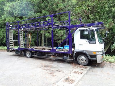 resizeP8140233.jpg (233.18 KiB) 閲覧された回数 4020 回 横浜ナンバーのでっかいキャリアカー