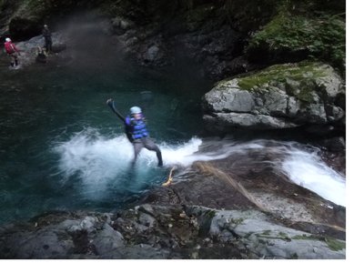 バックジャンプ.jpg (713.96 KiB) 閲覧された回数 13900 回 はっちさんバックジャンプ。判定は?別角度からのカメラありますか