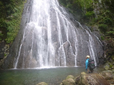 P1110583.jpg (91.43 KiB) 閲覧された回数 7703 回 落打滝