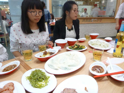 学生たちと行ってきました