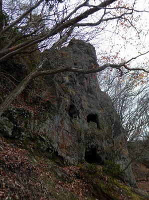 P1060836.JPG (211.49 KiB) 閲覧された回数 9775 回 異様な岩壁