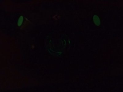 レンズ内は少し暗い感じだけど・・・