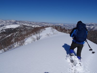 A氏が先頭でラッセル